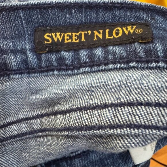 Lucky Brand Sweet and Low Bootcut Jeans. Women’s 8 / 29 (actual 30x30) - Picture 3 of 13